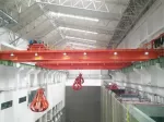 Garbage grab bridge type crane