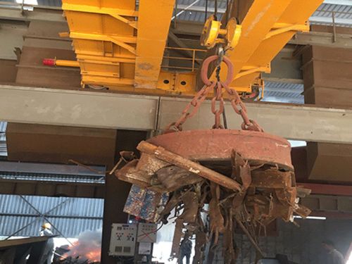 electromagnetic scrap handling overhead crane