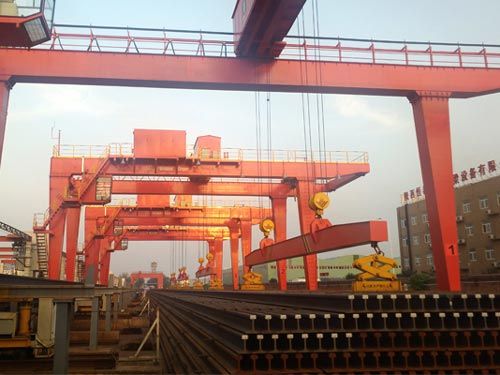 rubber tire gantry crane for steel pipe handling